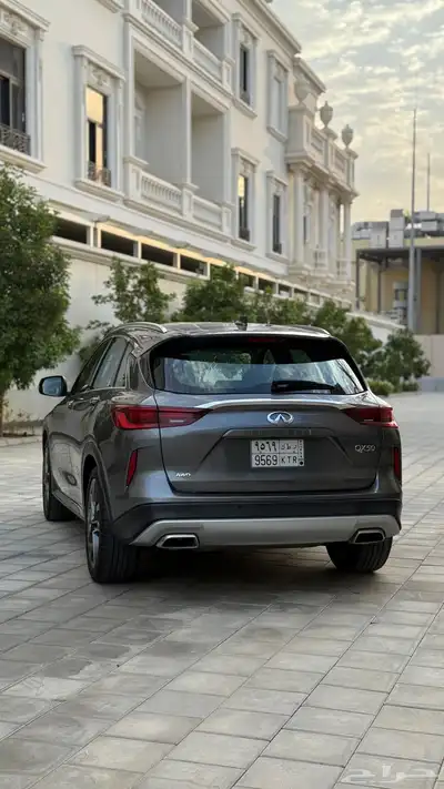 شبه جديد انفنتي QX50 2023 فل كامل index