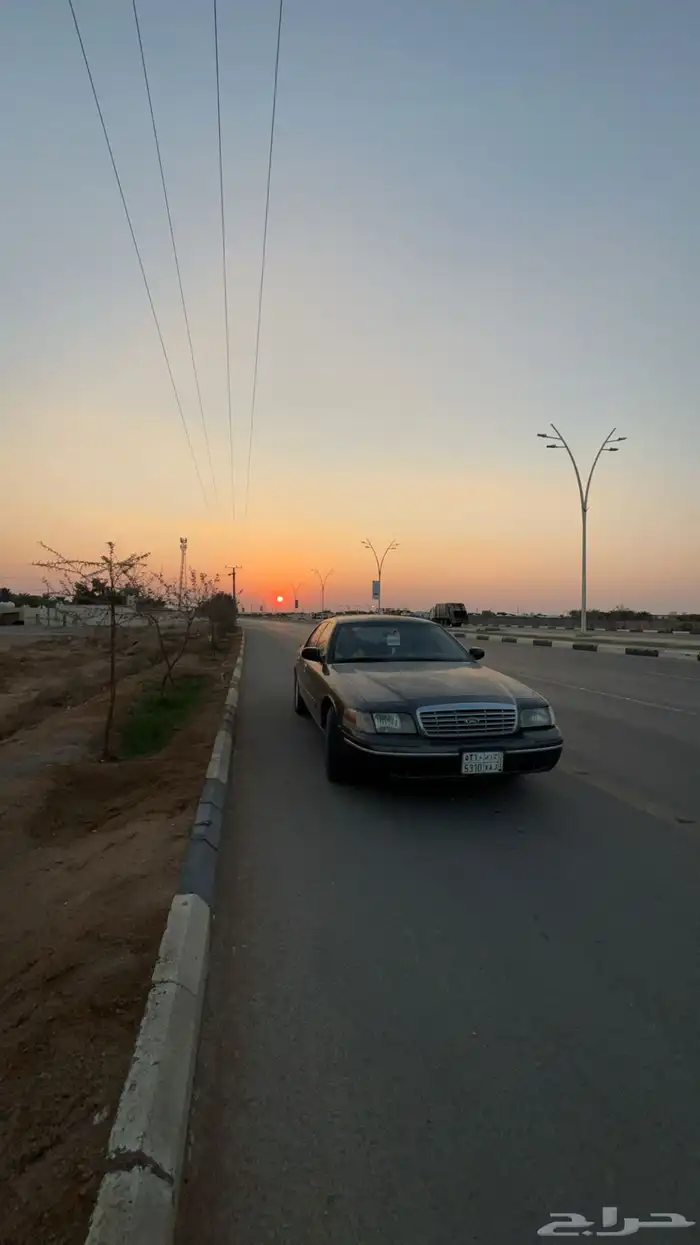 فورد فكتوريا 2005 نضيف للبيع 7
