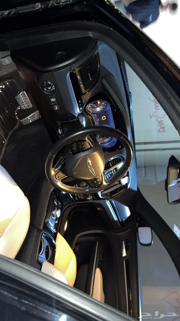 كرايسلر S300 2021 لون اسود 13