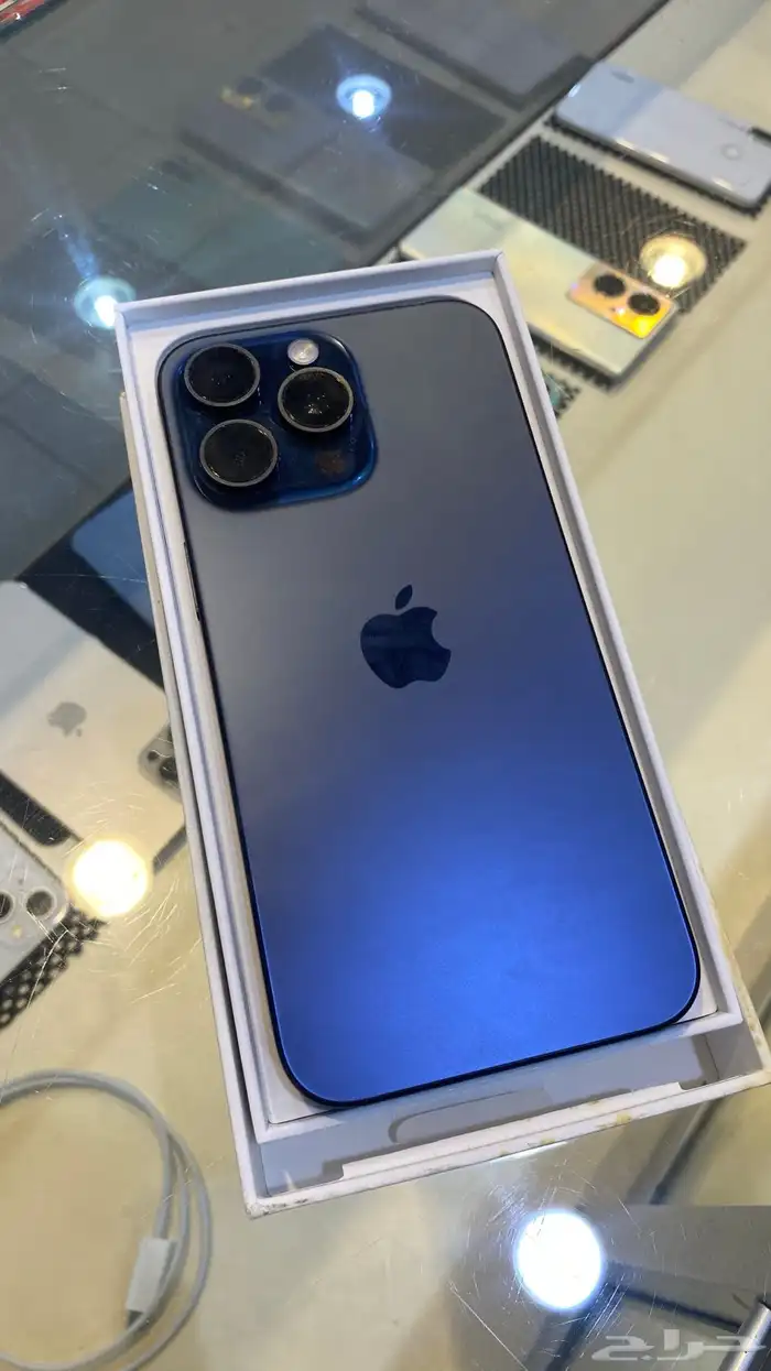 ايفون 15 برو ماكس 0