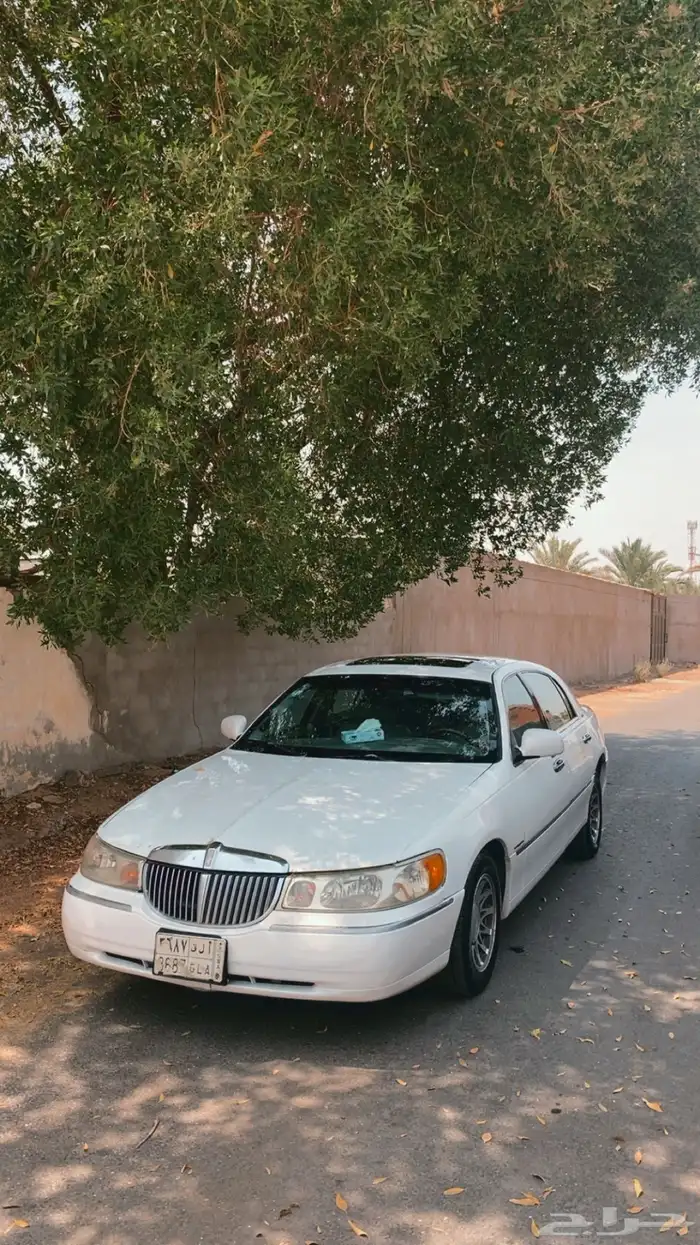 لينكون تاون كار 2000 20