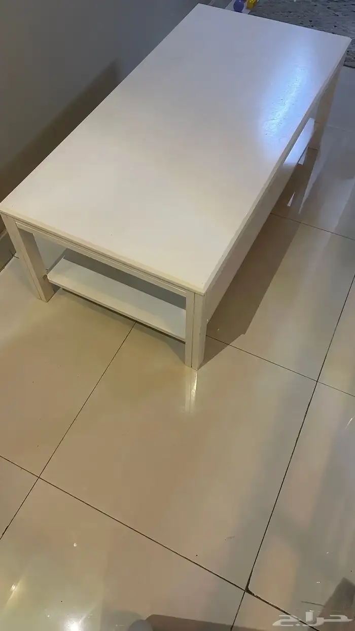 طاوله للبيع 1