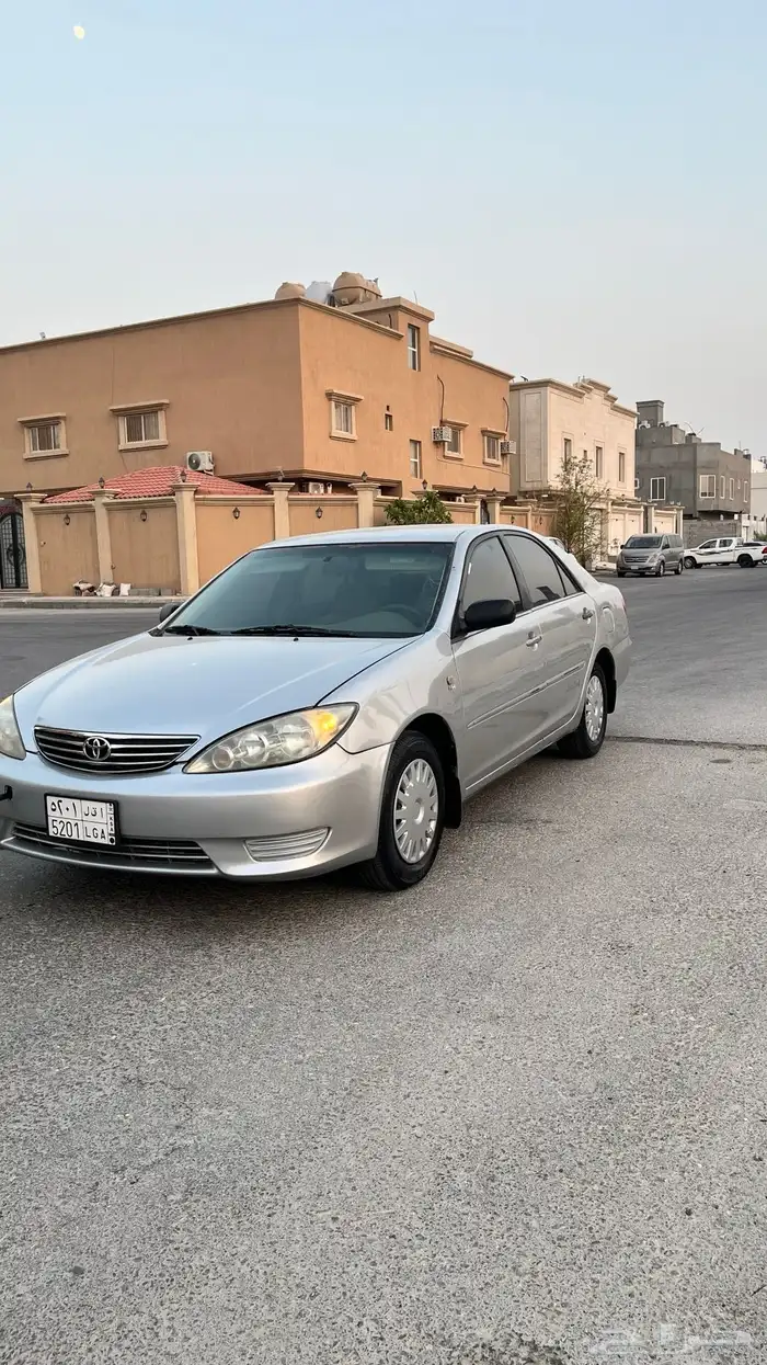 كامري جينيور 4
