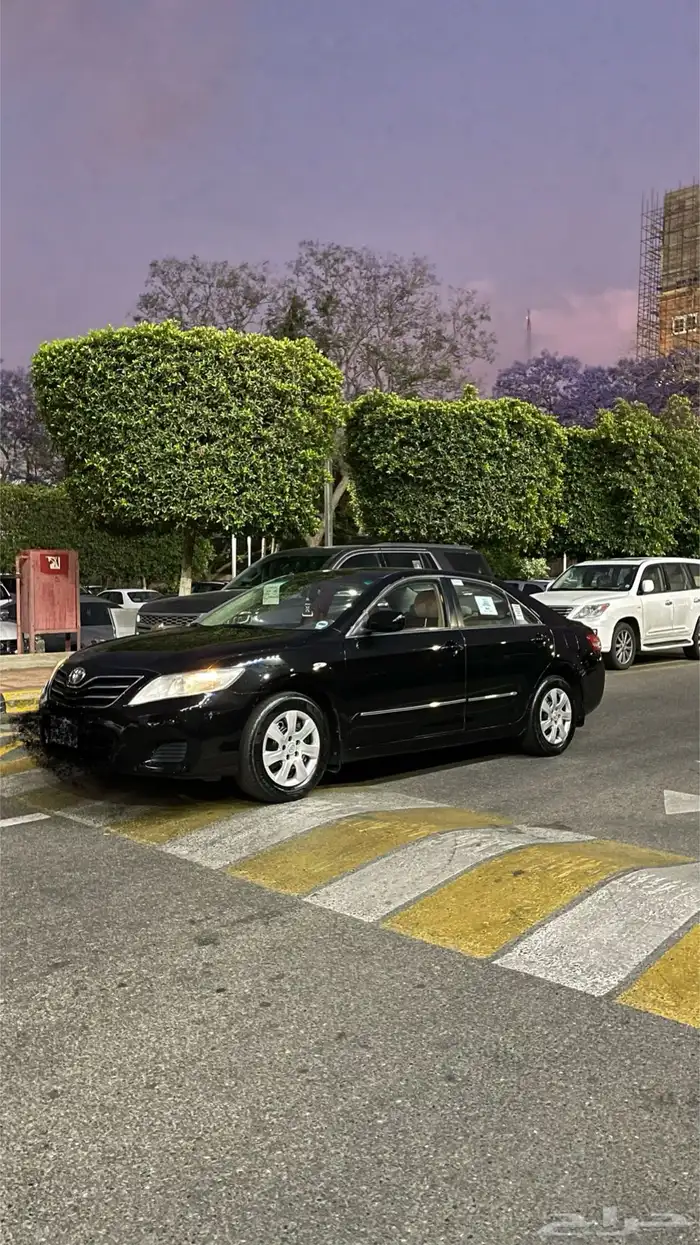 كامري اسود بلد 0