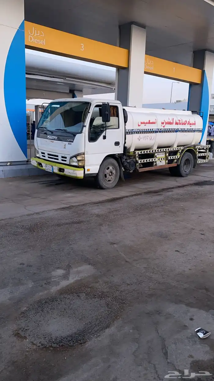 ماء للبيع داخل الخرج حلو 0