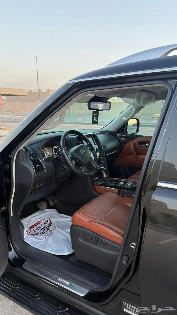 نيسان بلاتينيوم 8