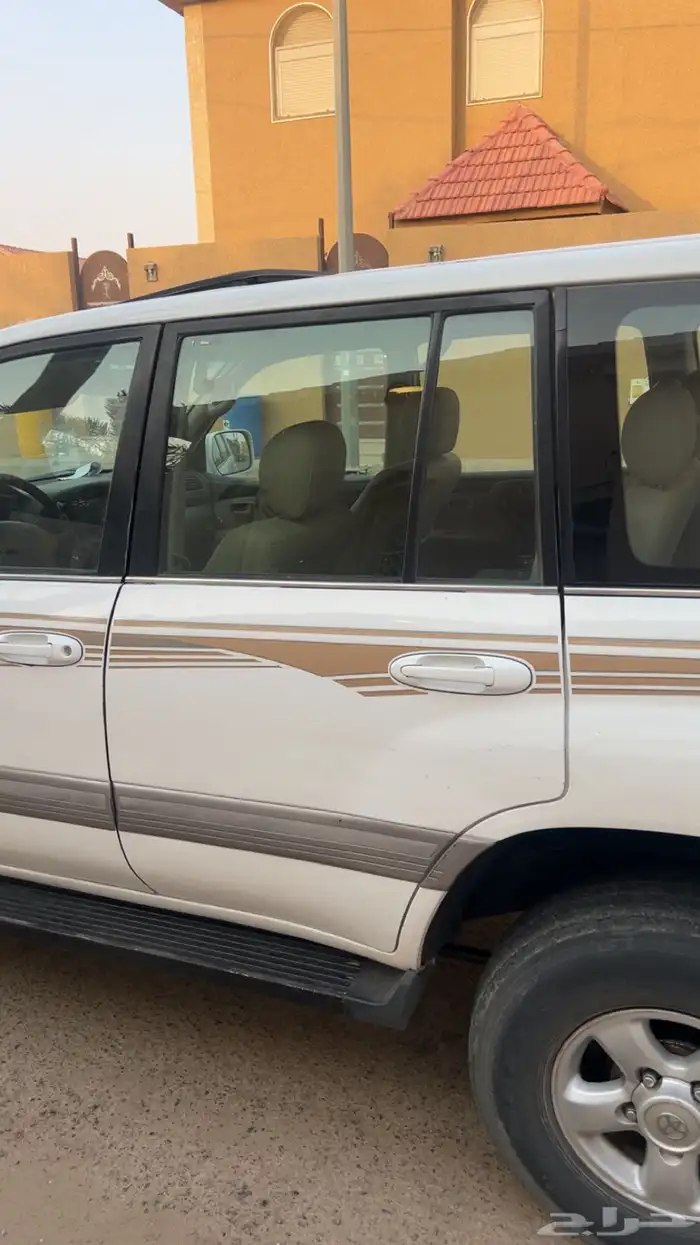 جيب vxr 2001 قير عادي 8 سلندر 3