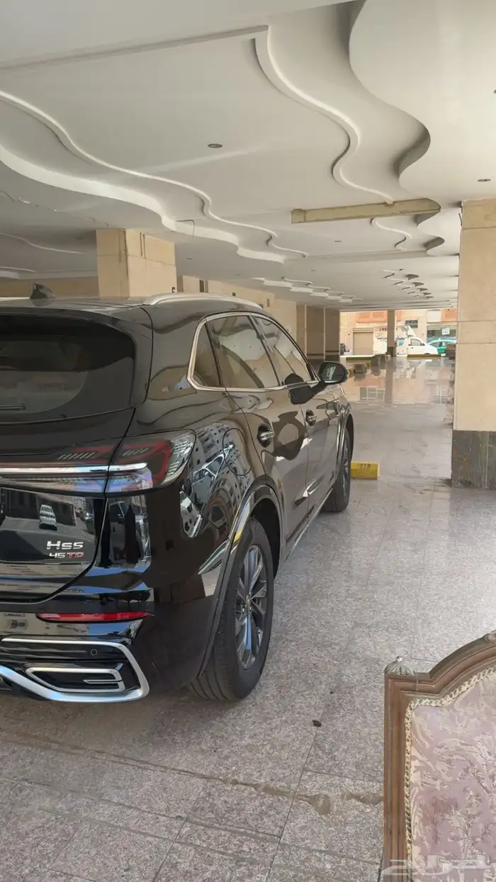 الفخامة الصينية هونشي hs5 2025 اقل فئة الممشى 10 الاف 3