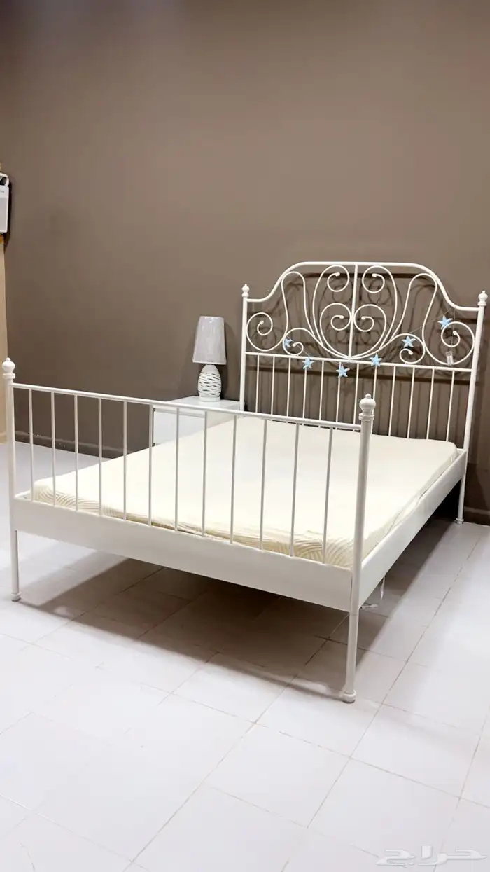 غرفة ايكيا مدة الاستخدام سنه انها فوضع ممتاز 0