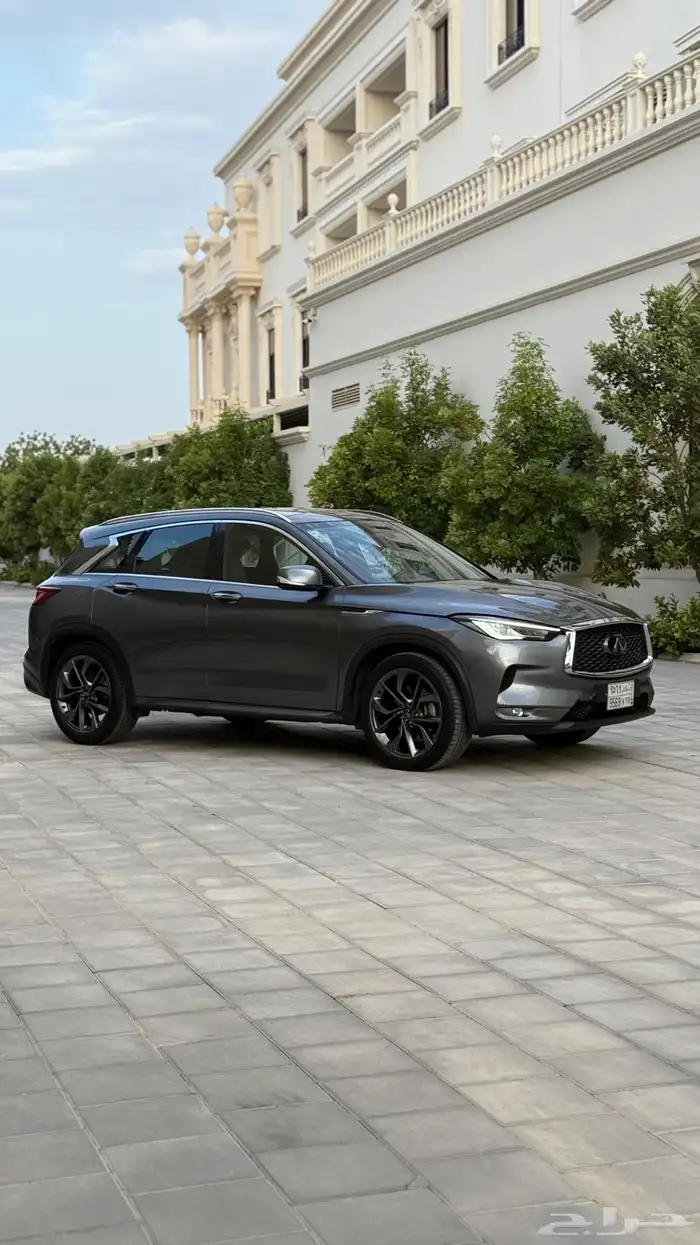 شبه جديد انفنتي QX50 2023 فل كامل 1