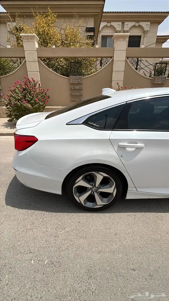 هوندا اكورد 2019 12