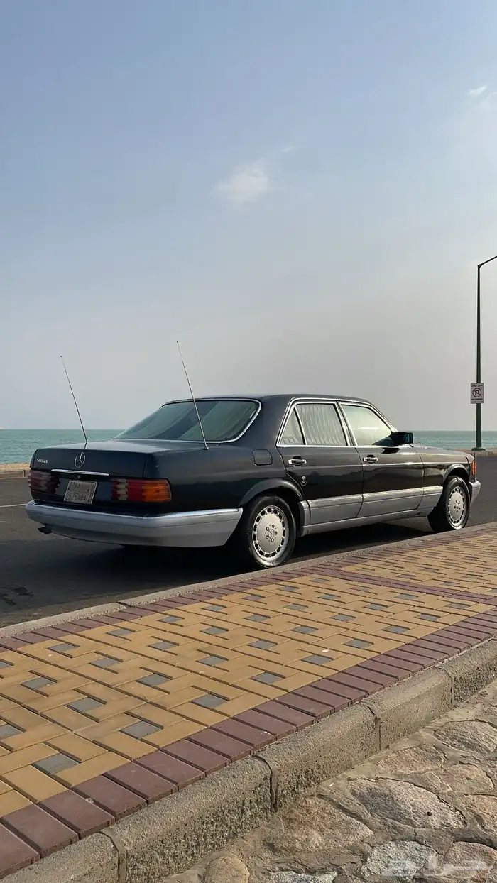 Mercedes-Benz 300SD-مرسيدس اسود ملكي شورت شاص قصير 57