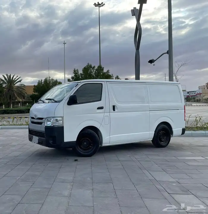 تأجير شهري باص هايس بضائع 0