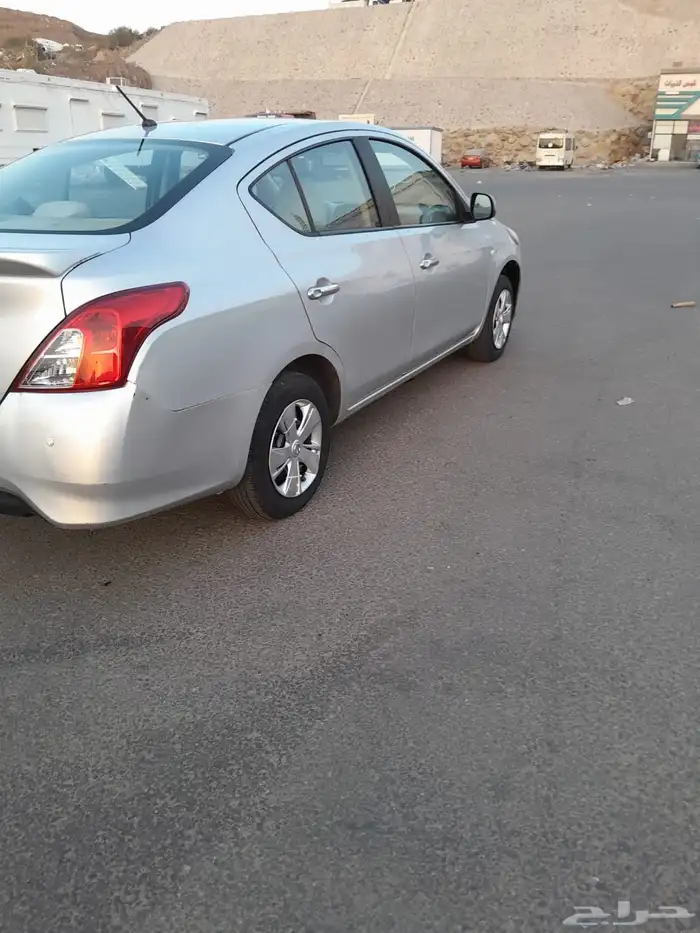 نيسان صنى 4