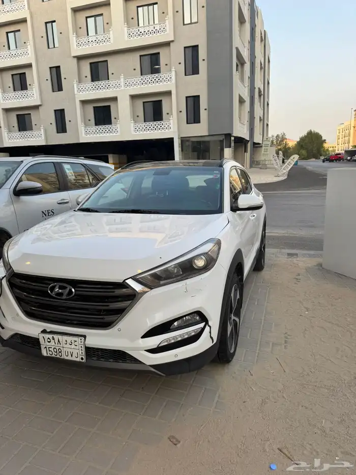 هيونداي توسان للبيع 2