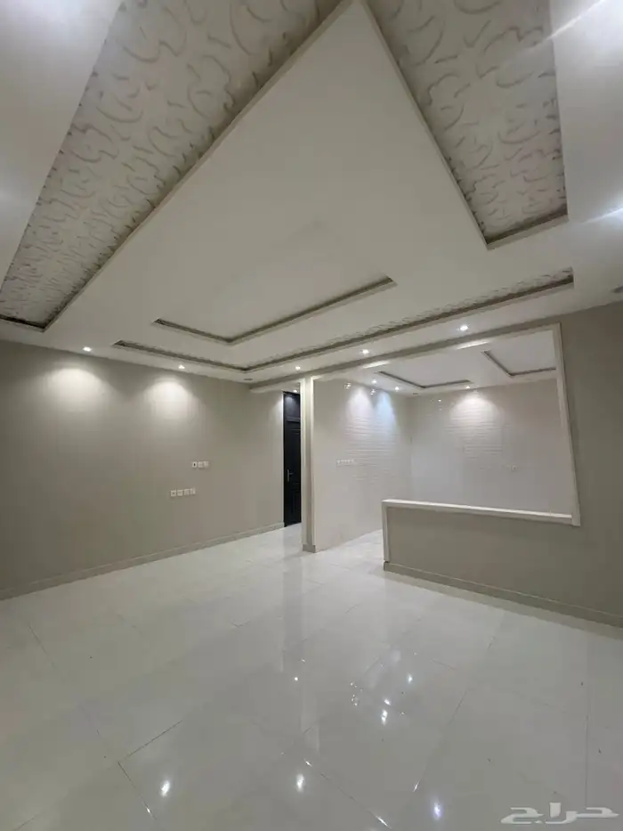 شقه للايجار بحي البيان 1
