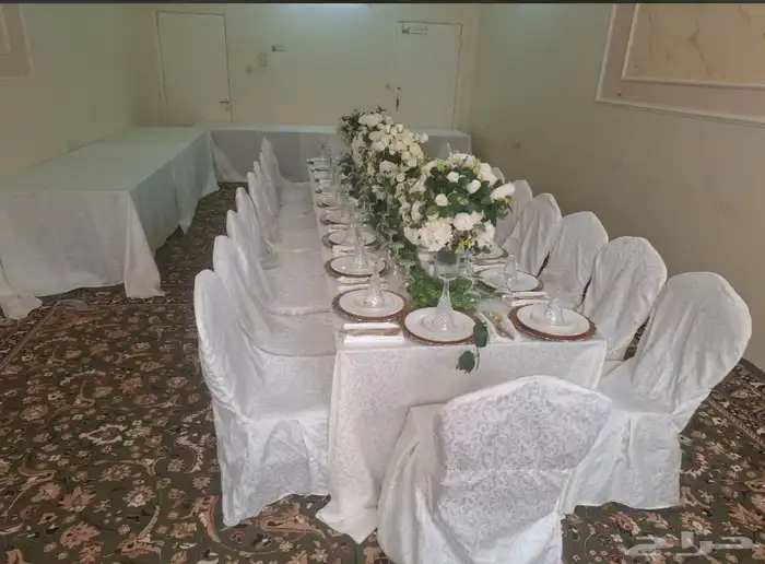 تاجير طاولات خشب 24