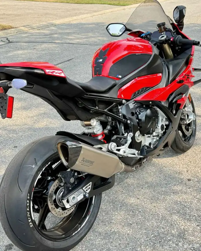 للبيع دباب BMW - S1000RR بحالة الوكاله 3