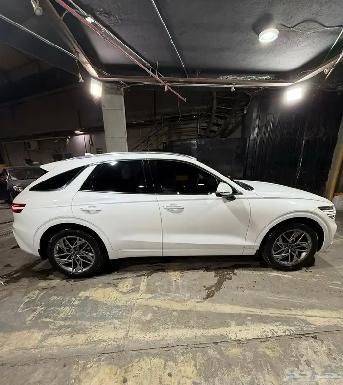 جينيسيس Gv70 2022نظيف بدي وكاله 2