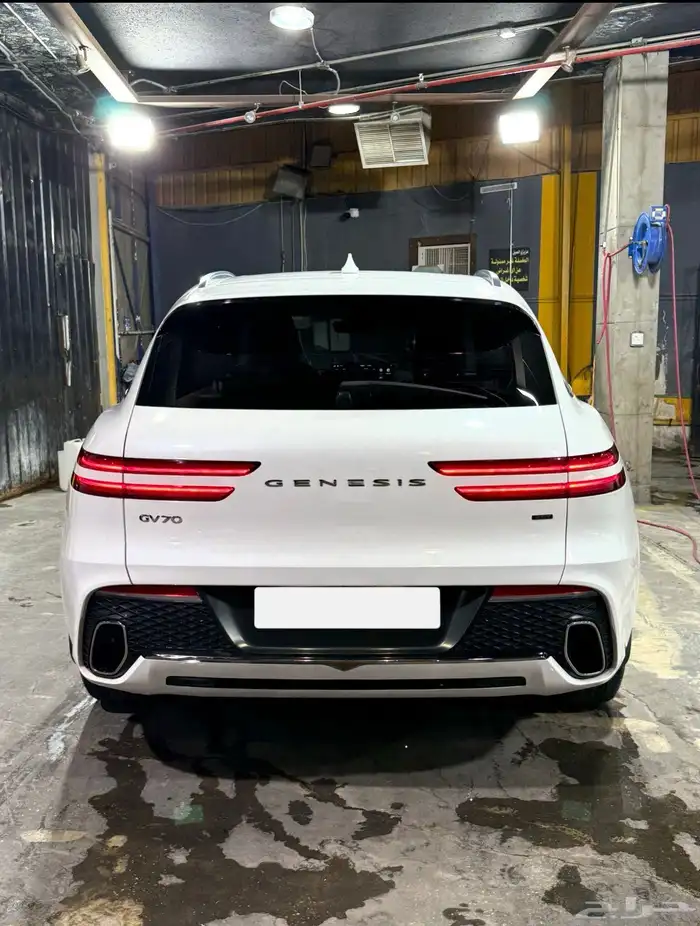 جينيسيس Gv70 2022نظيف بدي وكاله 1