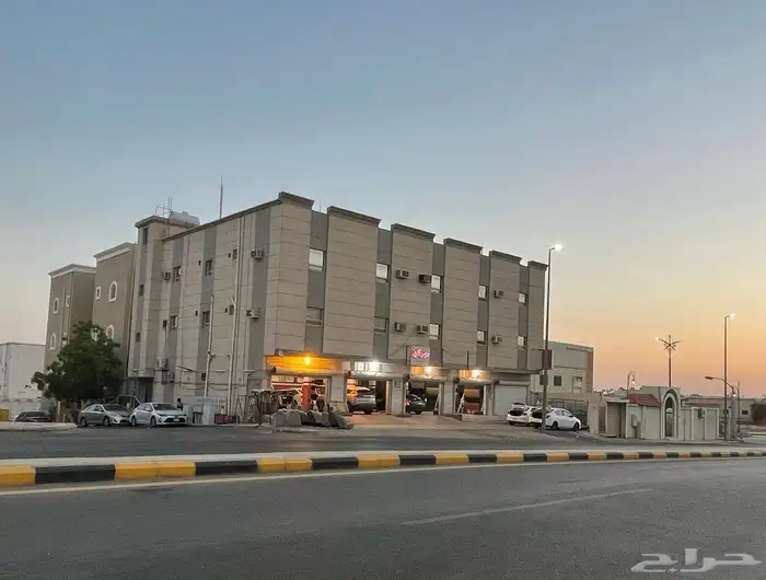 عماره للبيع بعرعر 2