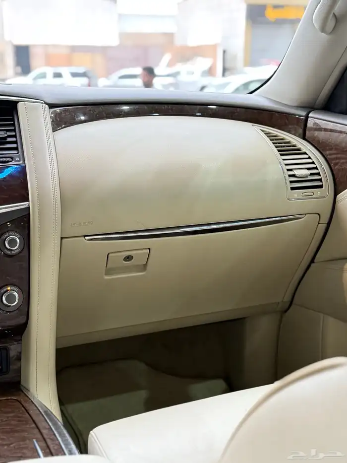 انفنتي - 2016 - QX80 - فل كامل 17
