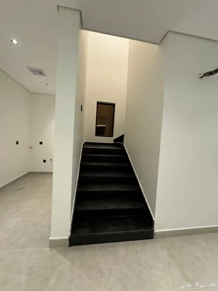 فلل فاخرة للبيع حي الملك فهد فرصه 32
