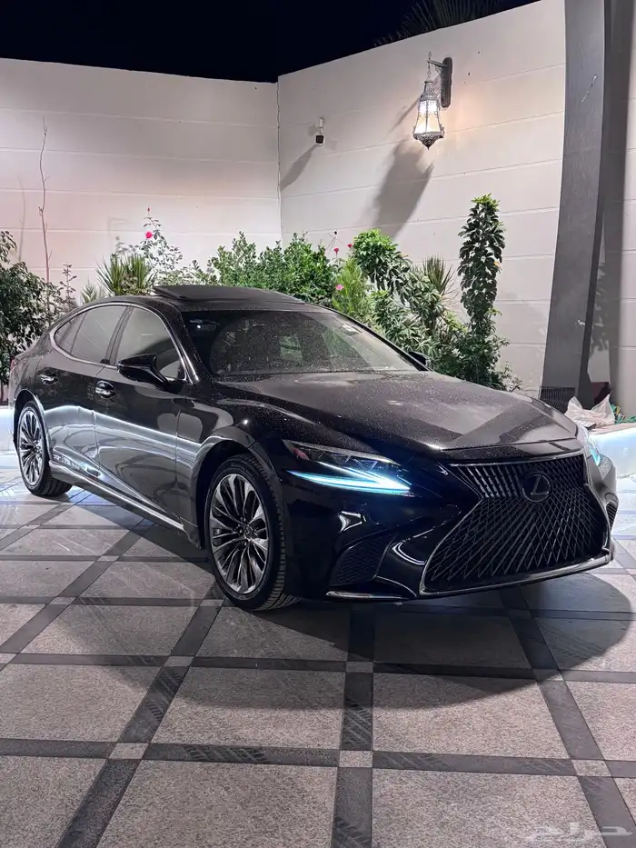 لكزس LS500h 2018 5