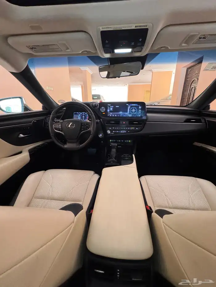 لكزس ES 350 2022 فل DD 42
