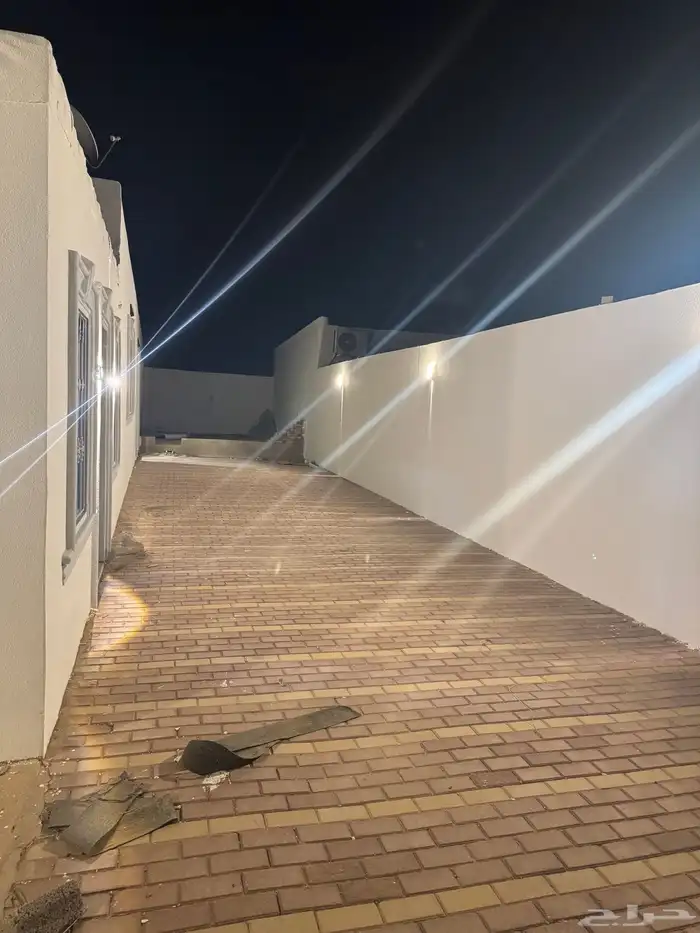 استراحه للايجار بطريق الجنوب الرس 8