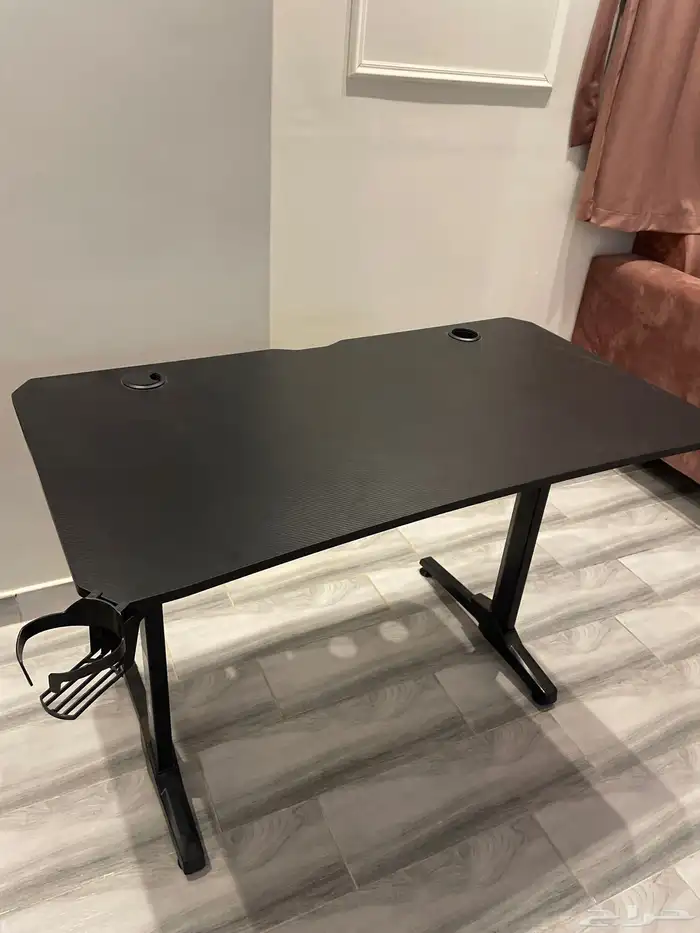 طاولة قيمنق 0