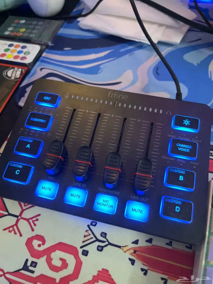 مكسر فيفاين ( mixer fifine ) 1
