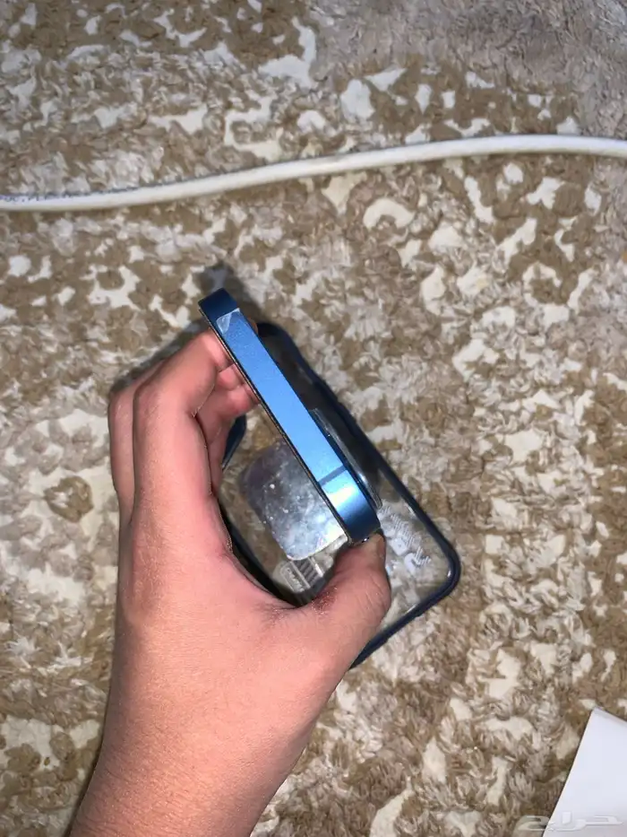 ايفون 13 6