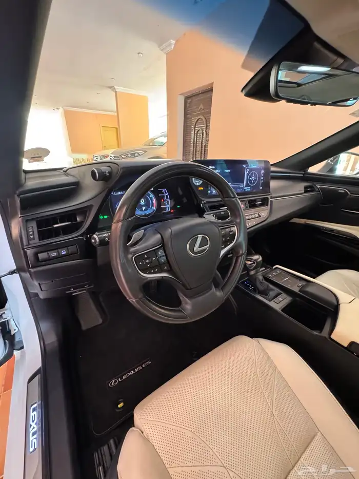 لكزس ES 350 2022 فل DD 28