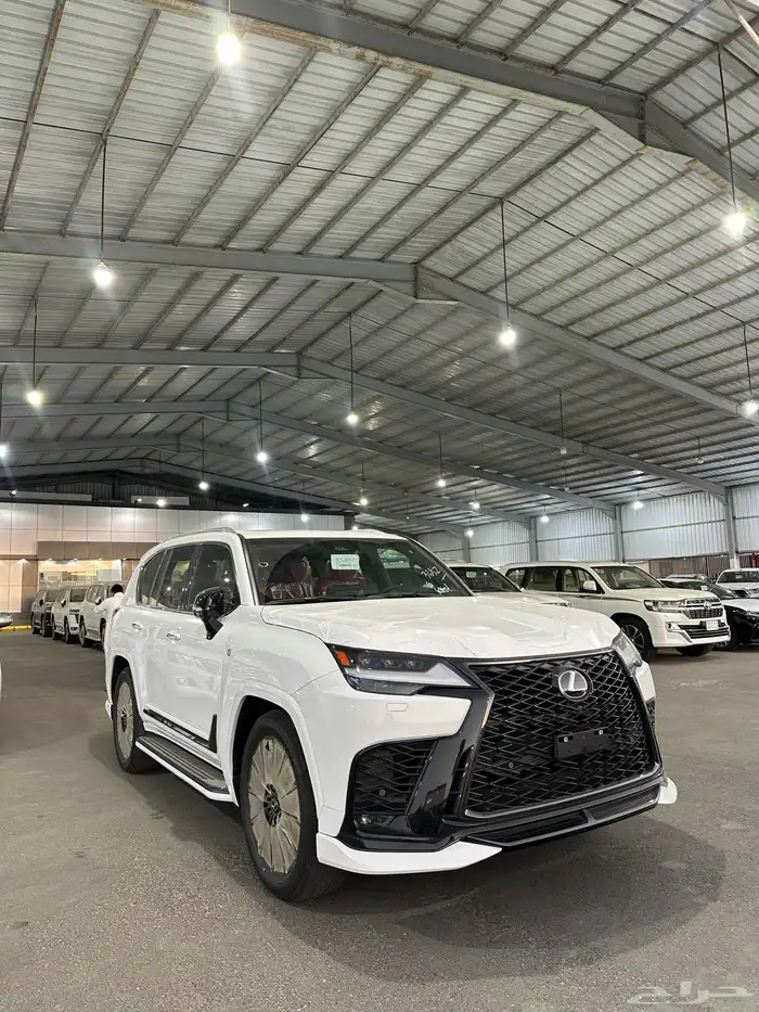 لكزس LX600 اف سبورت سعودي اصفار 2