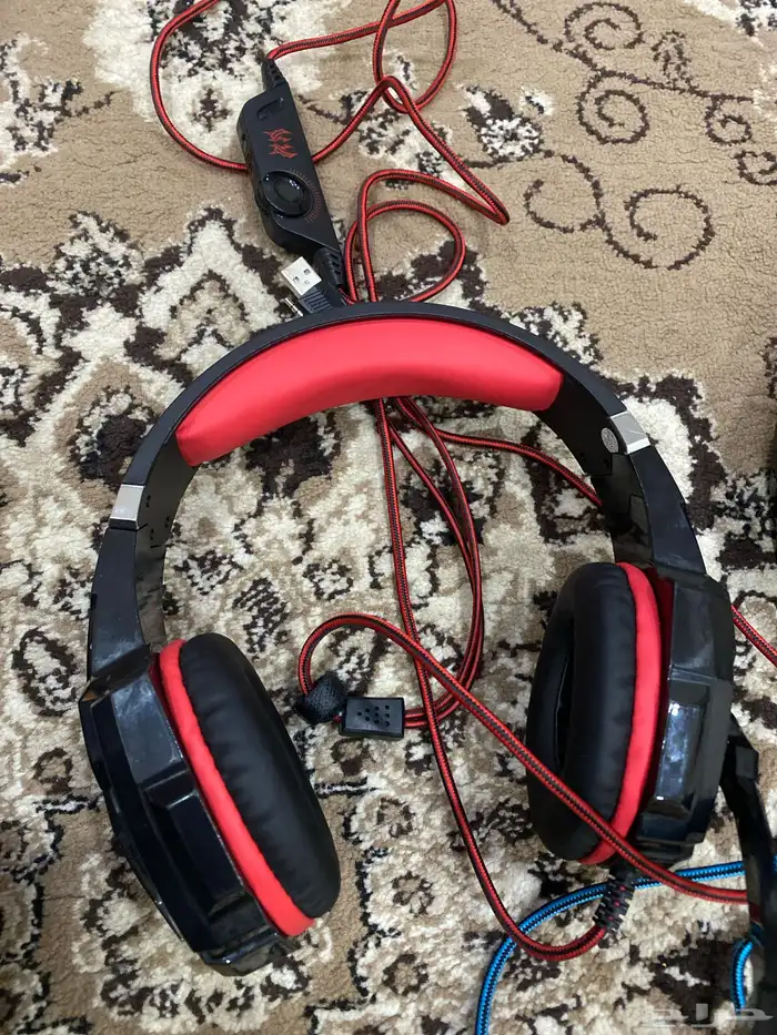 سماعه مع اضاءه 0