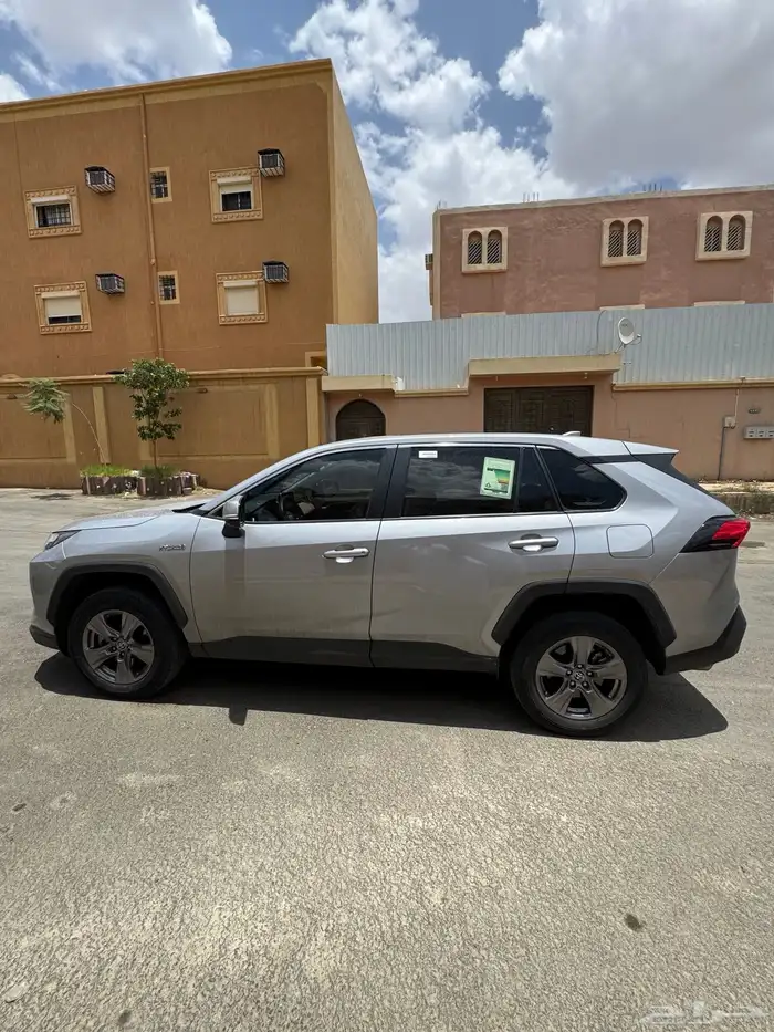 راف فور LE هايبرد 4x4 موديل 2024 2