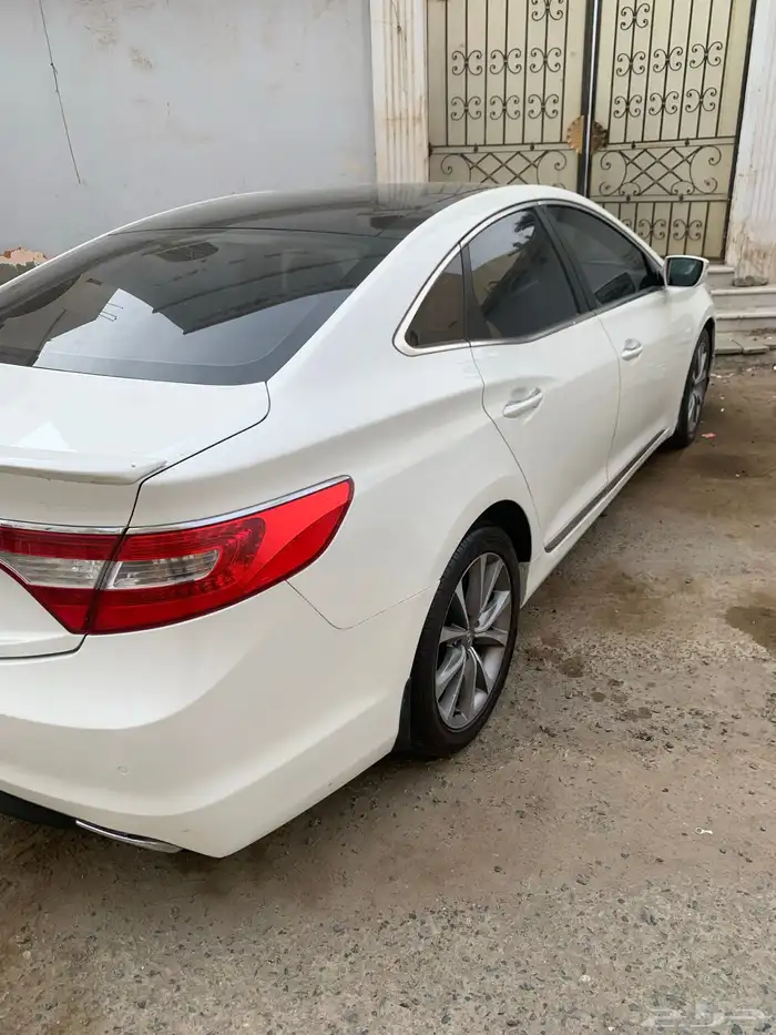 هيونداي أزيرا 2016 3