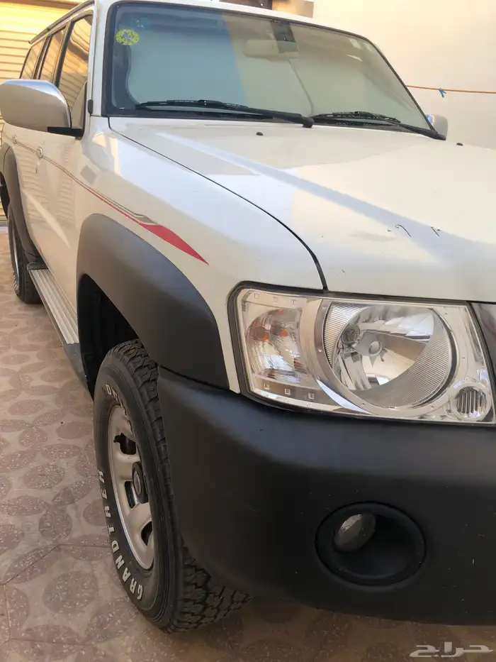 نيسان باترول فتك 4 أبواب 2