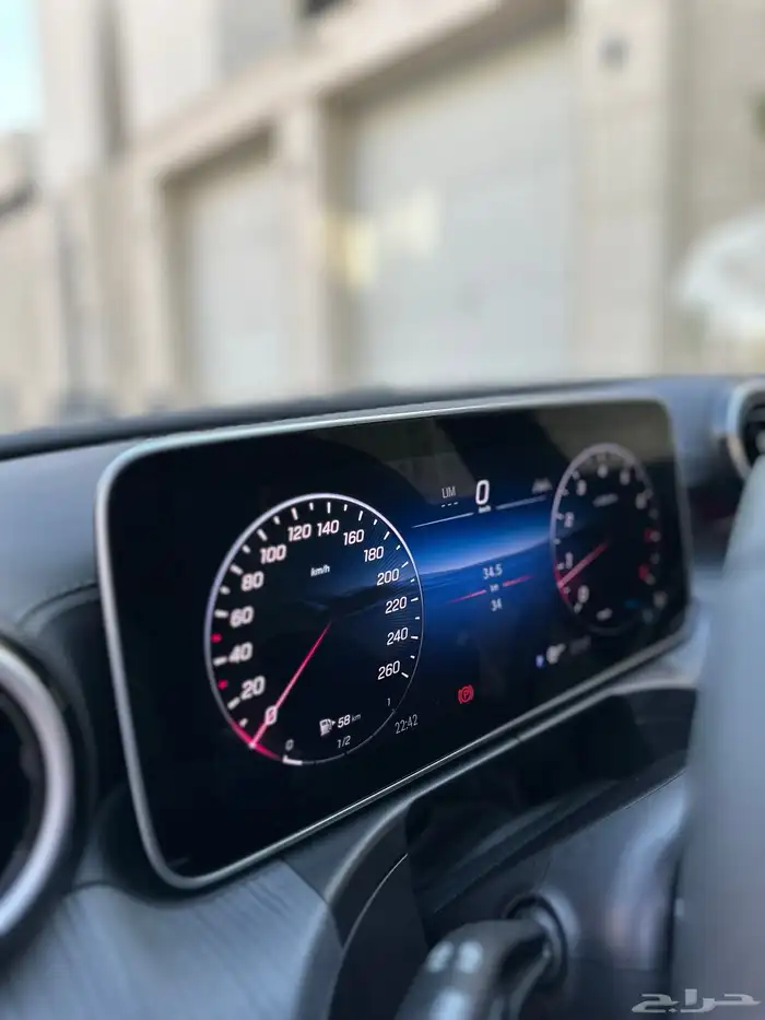 مرسيدس 2025 C200 اصفار جديده 15