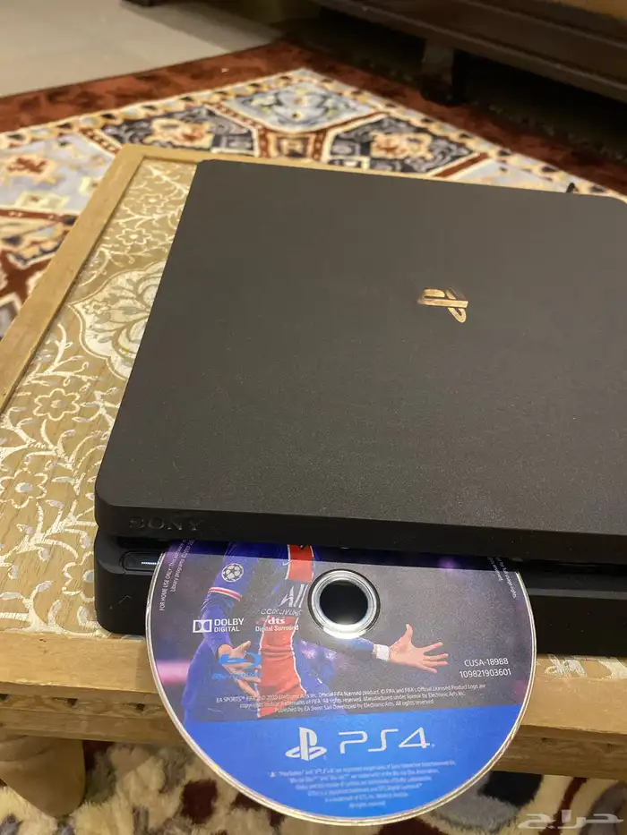 للبيع سوني 4 1