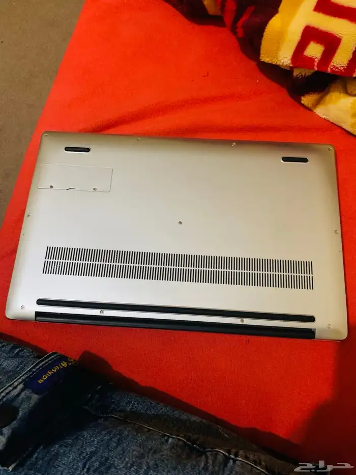 لاب توب استعمال اربع شهور اخو الجديد رام 8. مساحه 500 i5 2