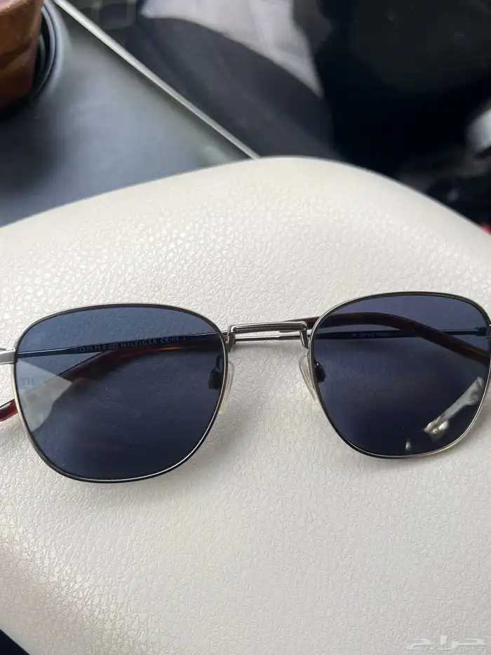 نظارات تومي 0