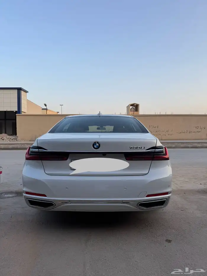 بي ام دبليو 2021 730 5