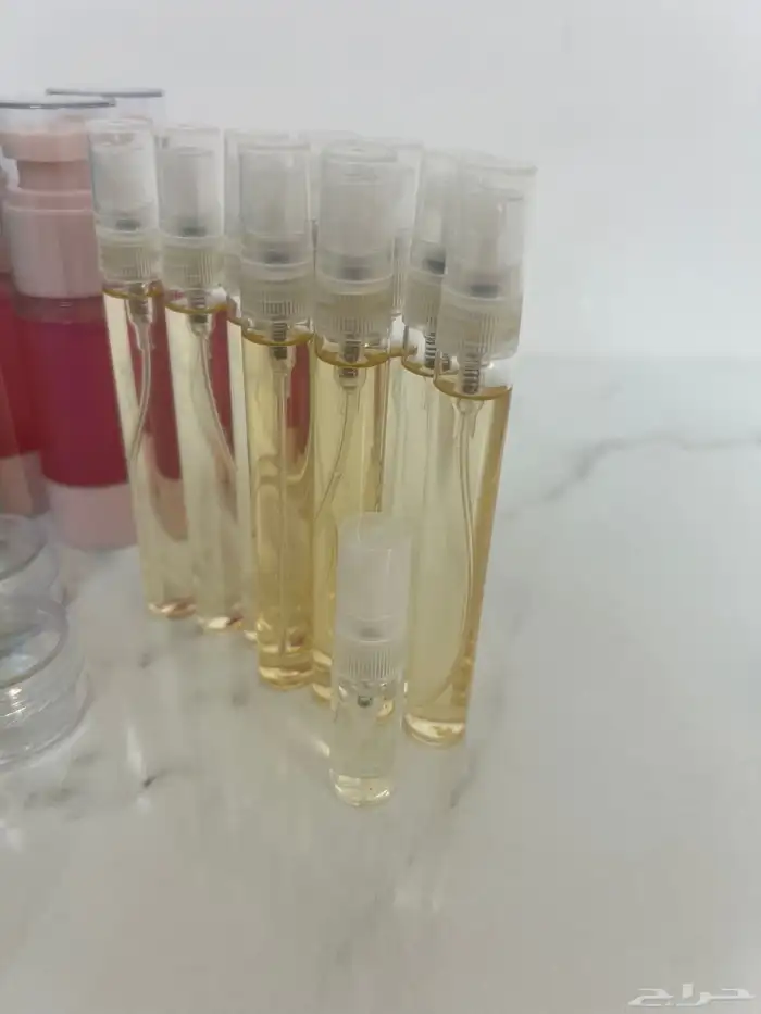 توزيعات عطور مع كرت ثيم طباعه خمريات هدايا 8