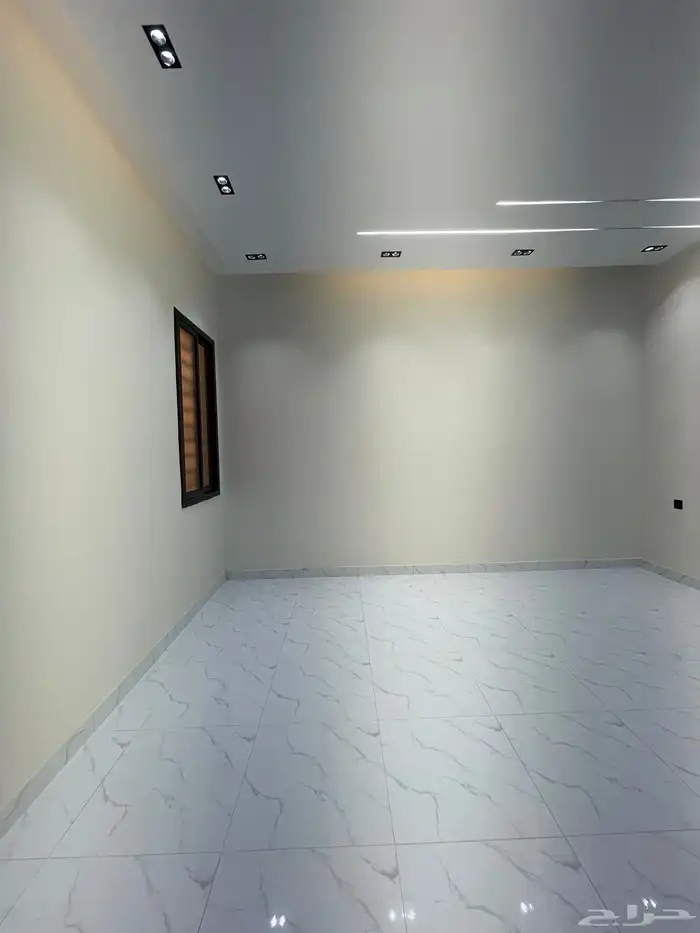 للبيع شقق ارضيه وعلويه تشطيب فندقي حى الموسى خميس مشيط 43
