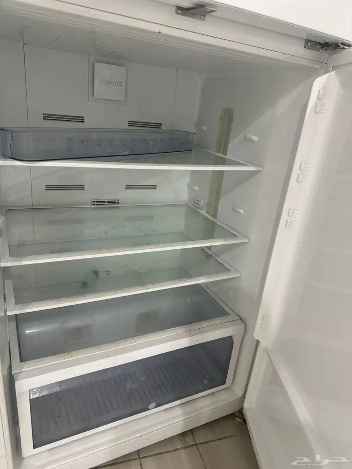 ثلاجه تحتاج كمبريسر 0