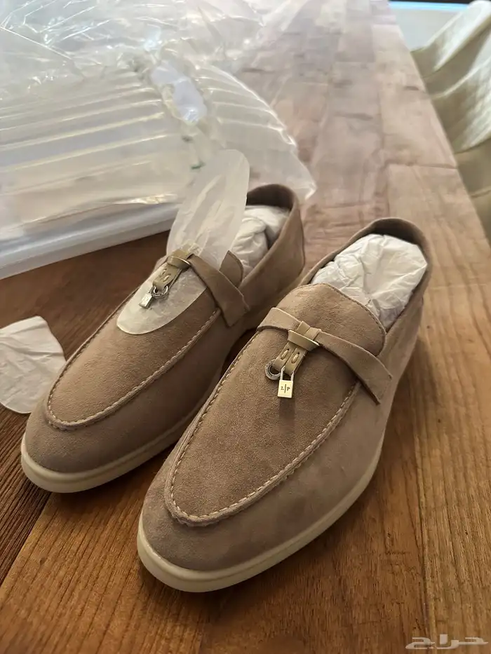 جزمه loropiana هاي كواليتي مقاس 40 2