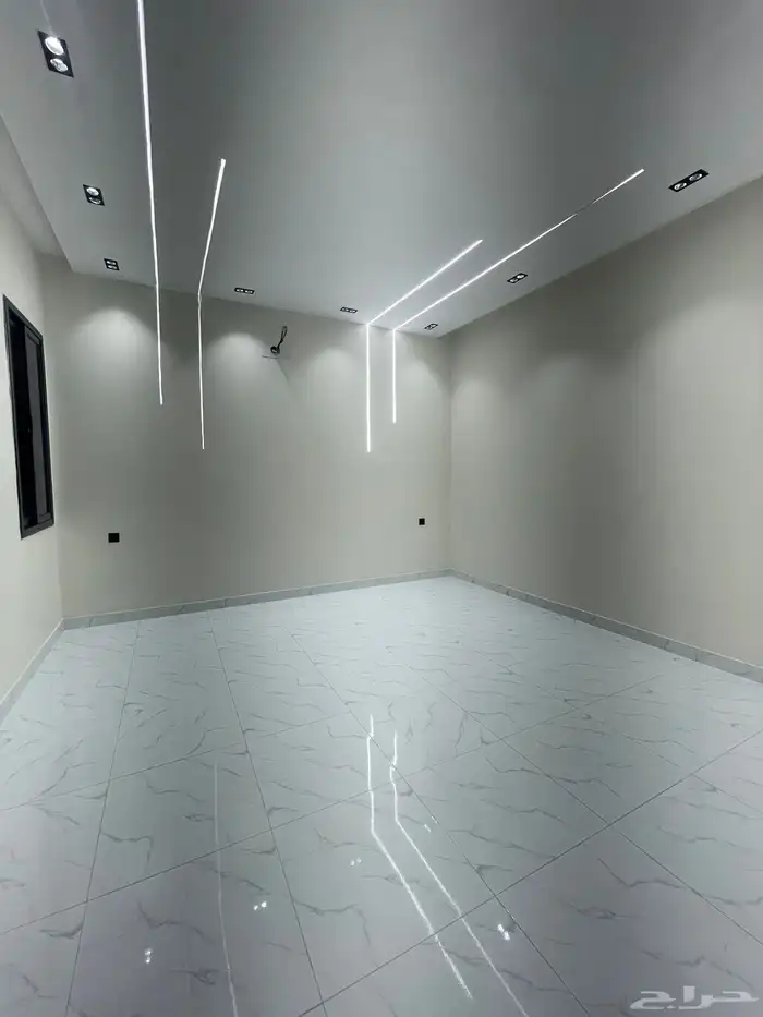 للبيع شقق ارضيه وعلويه تشطيب فندقي حى الموسى خميس مشيط 19