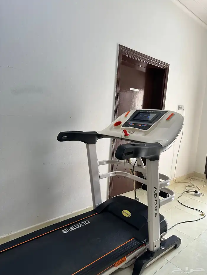 جهاز سير مشي كهربائي مواصفات عالية للبيع 3